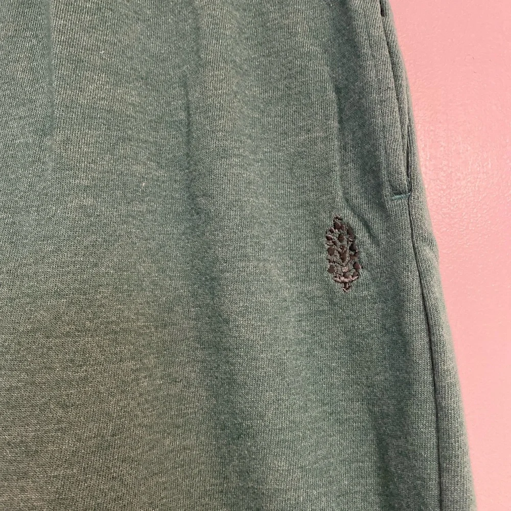 FP Movement “One to Beat” Set - Size Medium - Picture 16 of 16